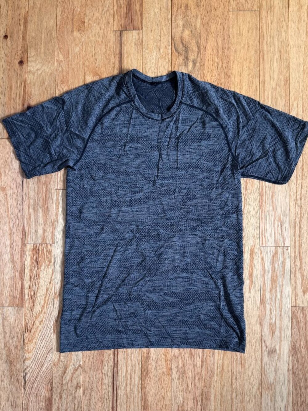 Lululemon Men's Metal Vent Tech Shirt Dark Gray Size Medium